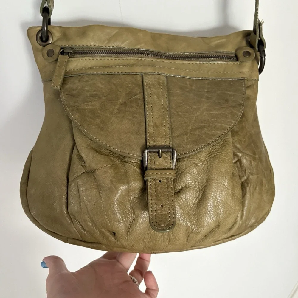Sundance beautiful crossbody